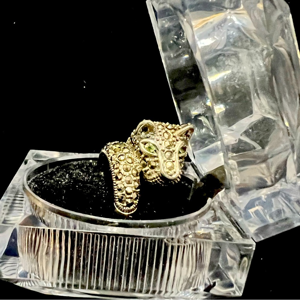 RARE Vintage Effy Panther Pave Black Diamond Ring with Tsavorite Eyes. Size 6.